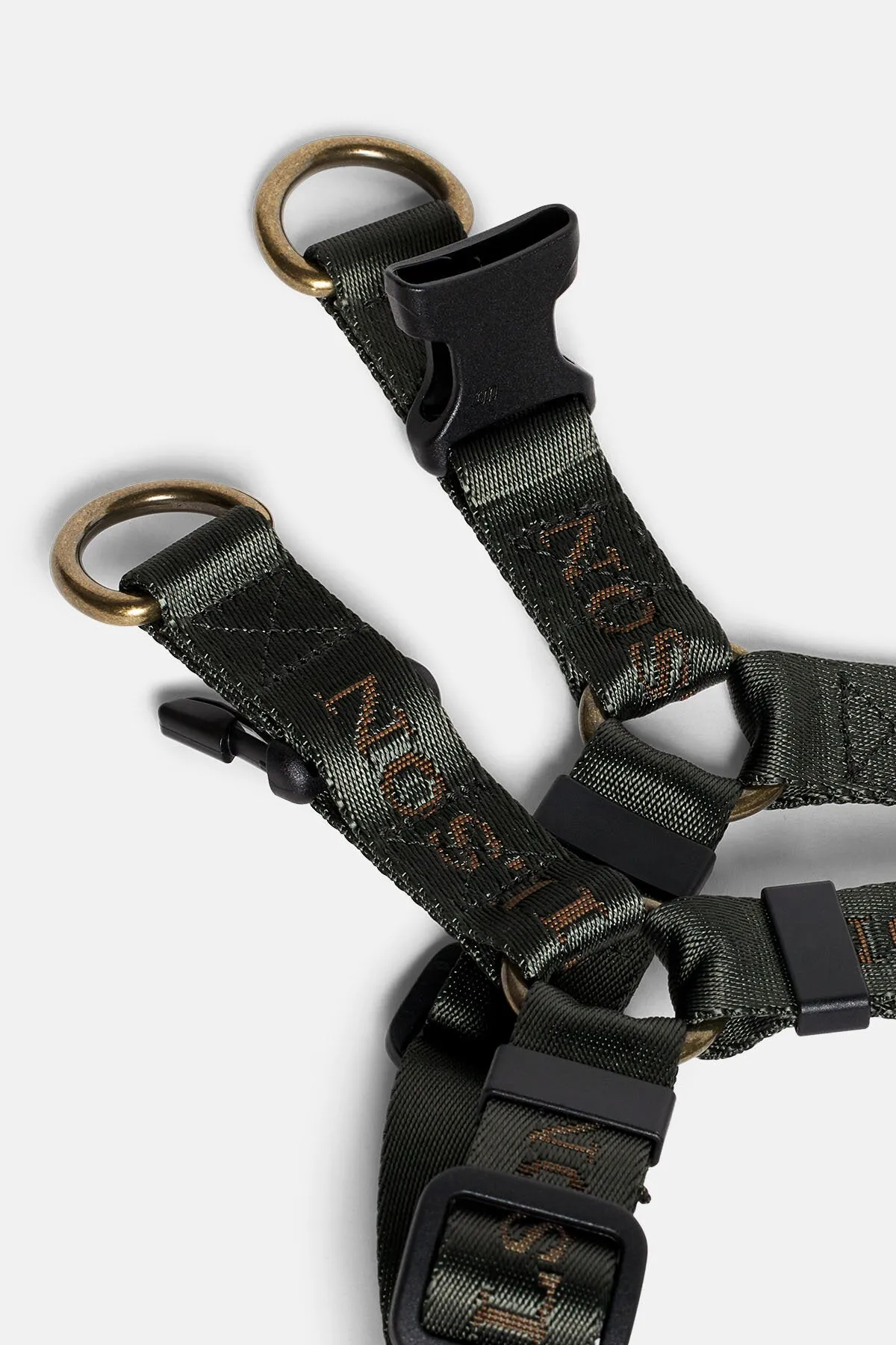 ADJUSTABLE NYLON HARNESS